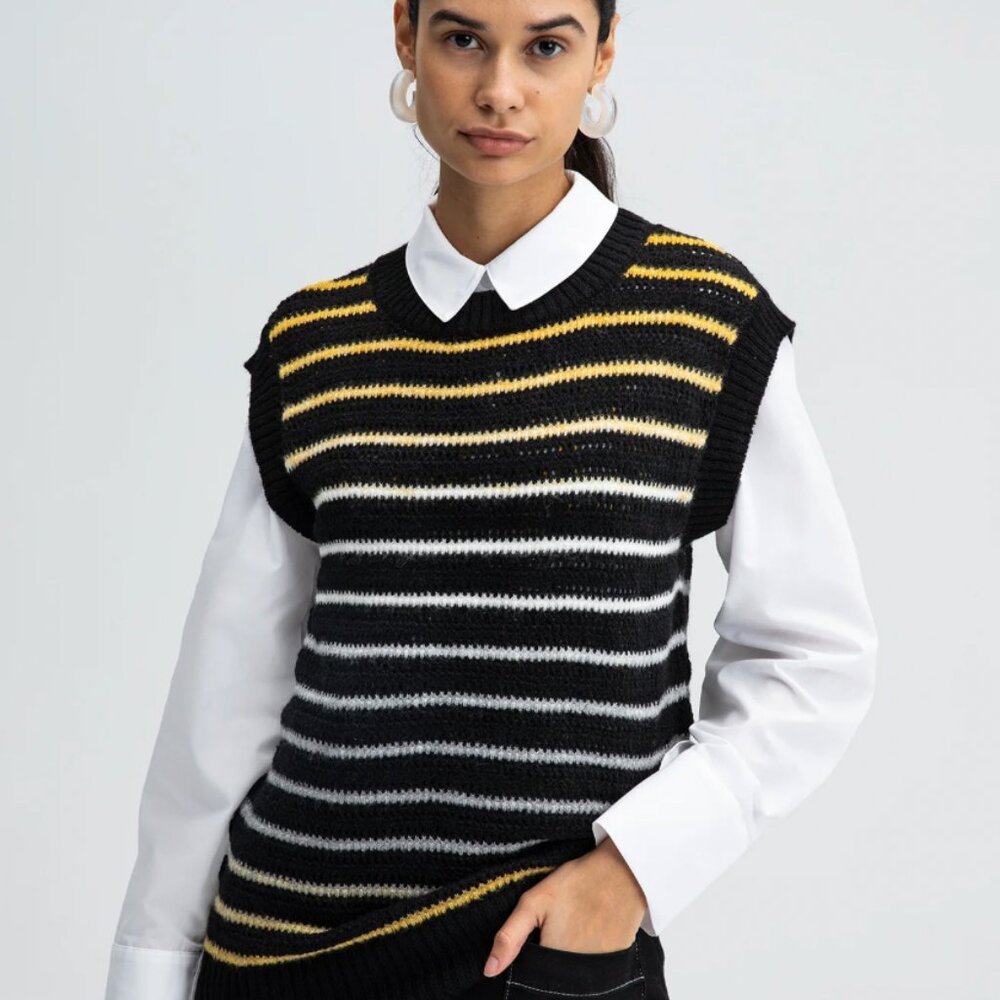 Anthropologie Vest Made in EUROPE